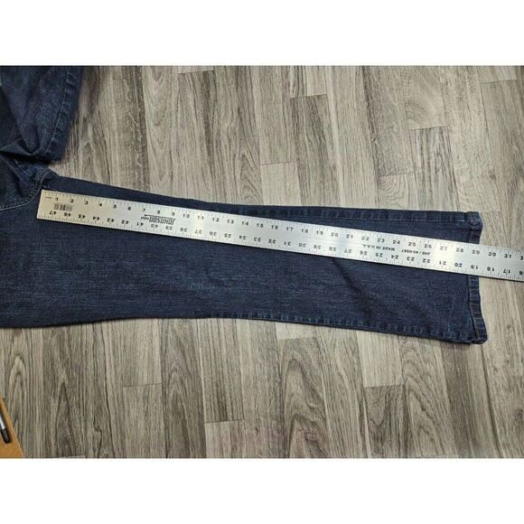 (3/$35) St. John's Bay Womens Size 8 Short Pockets Bootcut Denim Blue Jeans - Picture 8 of 10
